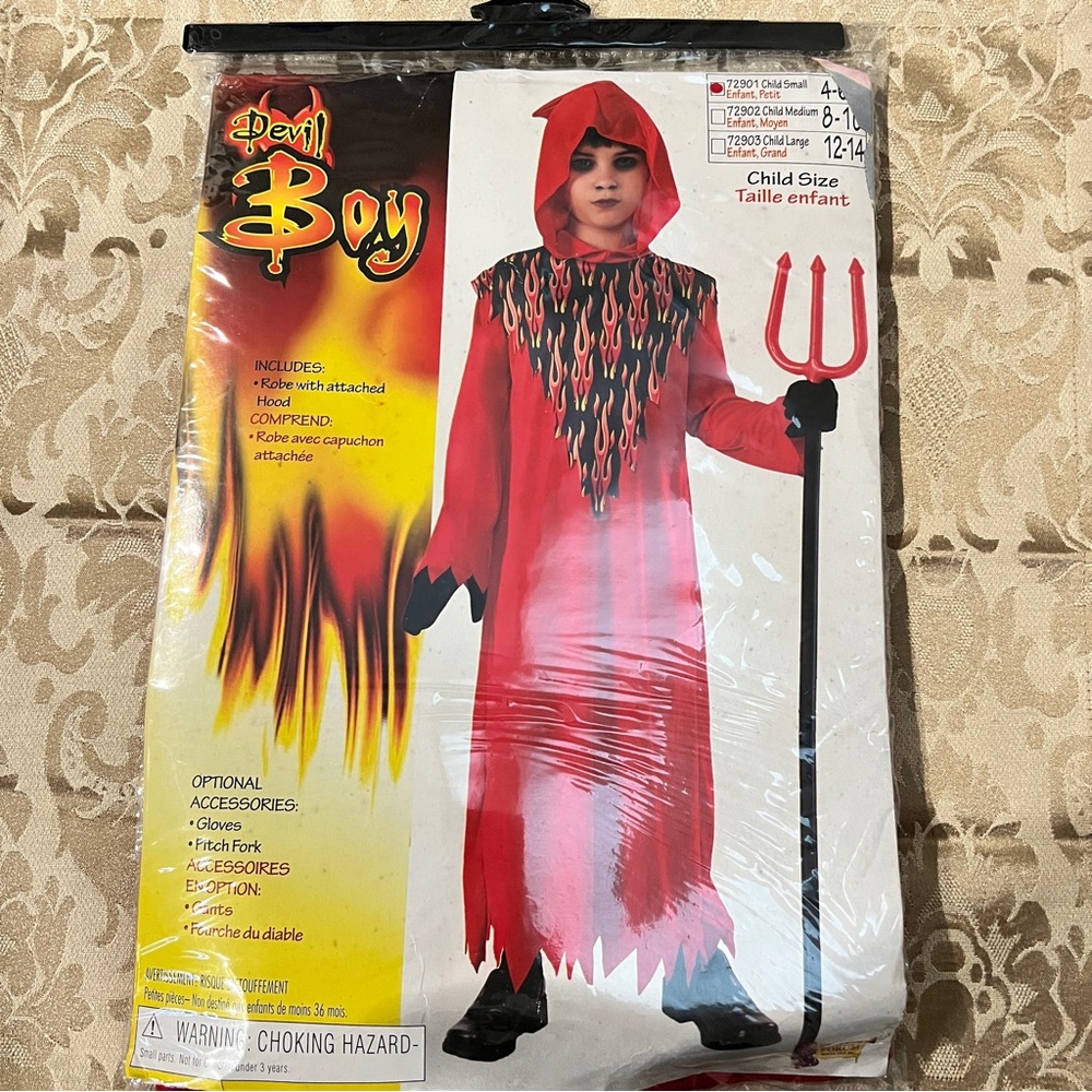 Devil Boy Halloween Costume Child Size Small 4-6 Red Hooded Robe with flames NOS